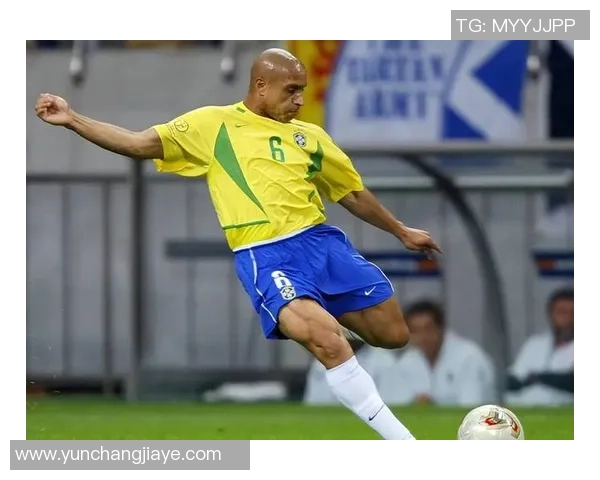 足球球星引领潮流，盘点那些闪耀全球足坛的传奇人物与成就